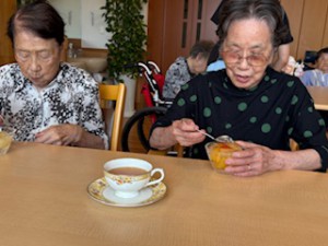 image12