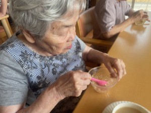 image12