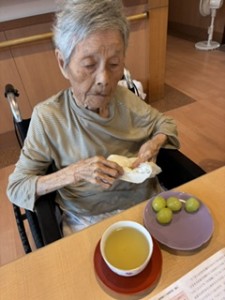 image3